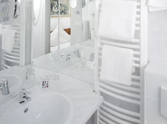 - Restaurant Haus Von Der Heyde Hotel